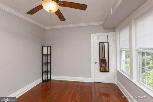 528 Liberty St, Charles Town WV  25414-1830 exterior