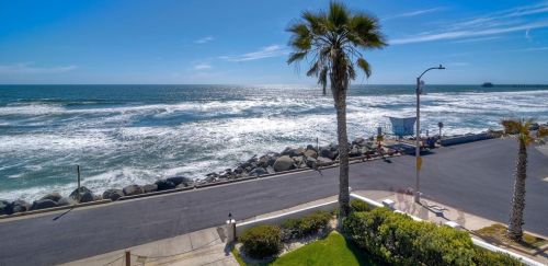 803 Pacific St, Oceanside, CA 92054-3912