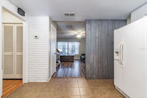 14677 Pine Glen Cir, Lutz FL  33559-3289 exterior