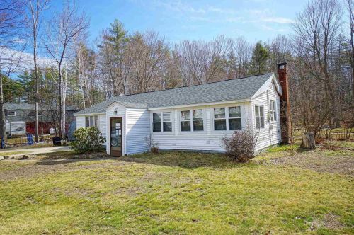 295 Fremont Rd, Sandown, NH 03873-2208