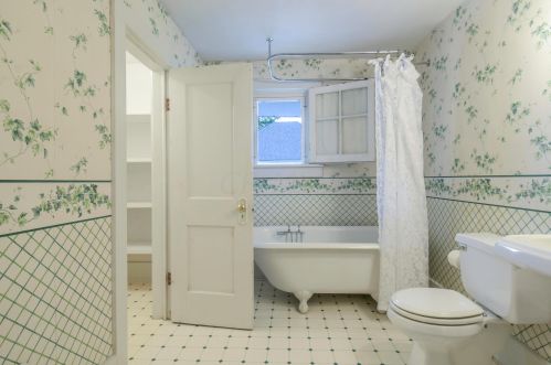 413 Park St, Bellefontaine OH  43311-2447 exterior