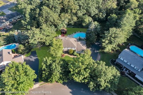 30 Blair Ct, Tinton Falls, NJ 07712-3222