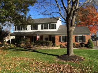 456 Gladstone Rd, Langhorne, PA 19047-1926