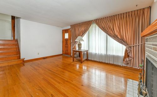 577 Grove Rd, Verona PA  15147-1656 exterior