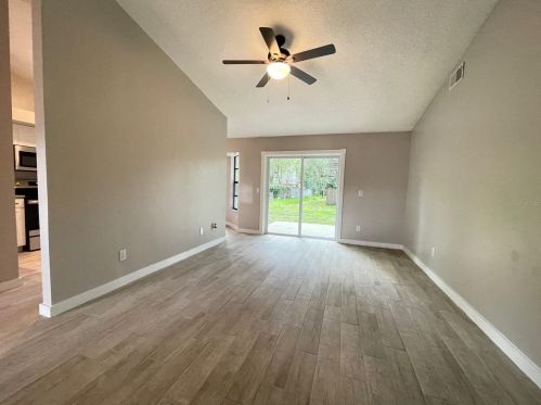 3336 Greendale Ave, Deltona FL  32738-1202 exterior