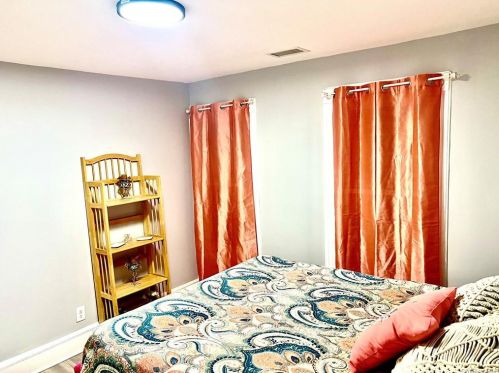 7 Little Ave, Middletown NY  10940-5109 exterior