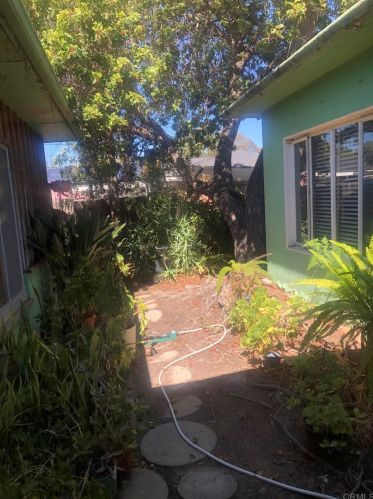 2264 Dryden Rd, El Cajon CA  92020-2824 exterior