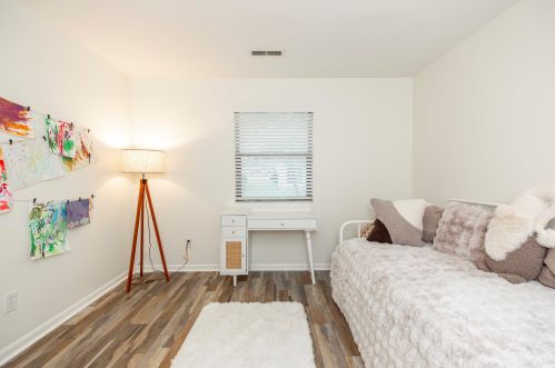 2713 Northwood Dr, Mishawaka IN  46545-3301 exterior