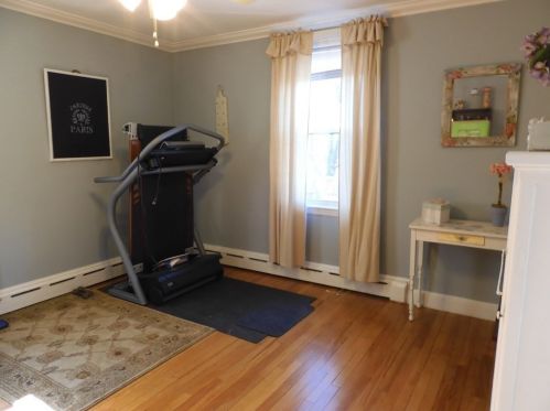 30 Linwood Ave, Methuen MA 01844-5917 exterior