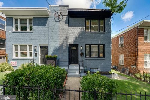 318 Nicholson St, Washington, DC 20011-2512