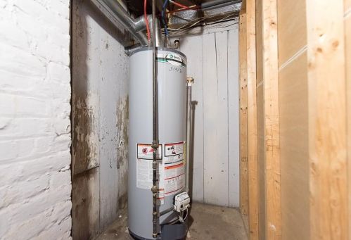 149 Laban St, Providence RI 02909-4424 exterior