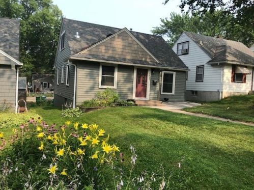 2805 Edgewood Ave, Minneapolis, MN 55426-3323