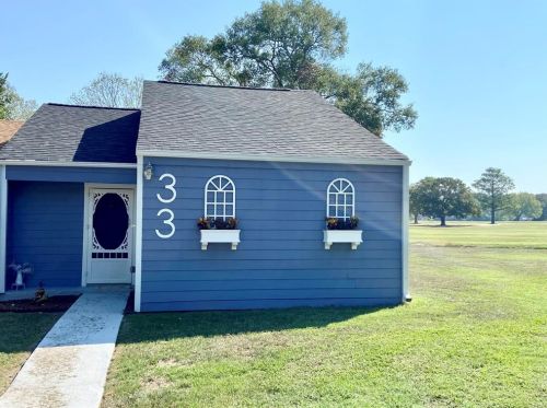 33 Driving Range Ln, Chita, TX 75862-8918
