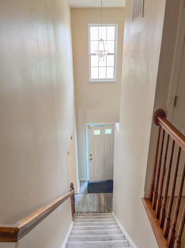 115 Springhouse Dr, Englewood OH  45322-8795 exterior