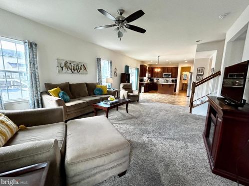 148 Killian Ln, Charles Town WV  25414-4939 exterior