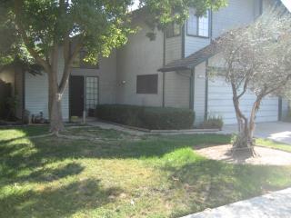 2278 Prospect Ave, Fresno, CA 93722-5578
