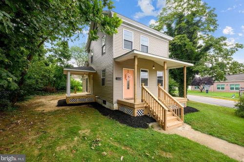 12 Poplar St, Swedesboro NJ  08085-1228 exterior