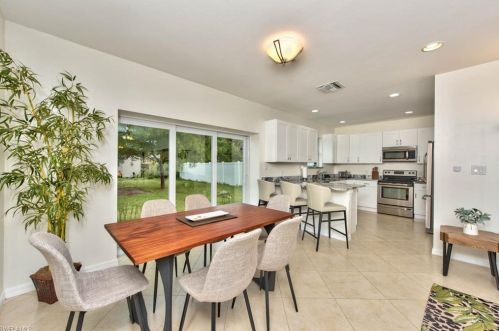 10091 Georgia St, Bonita Springs, FL 34135-0046