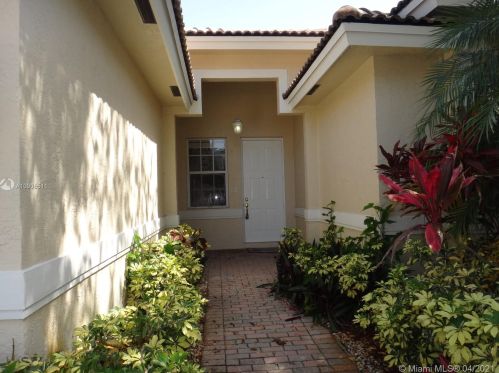 13705 32nd St, Hollywood FL  33027-3984 exterior