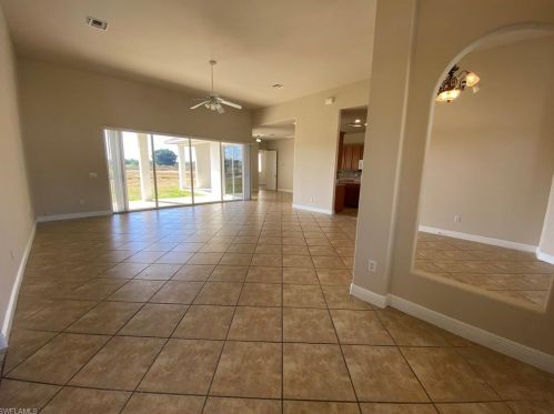 742 Milwaukee Blvd, Lehigh Acres, FL 33974-9570