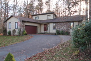 176 Saint George Dr, Crossville TN  38558-8842 exterior