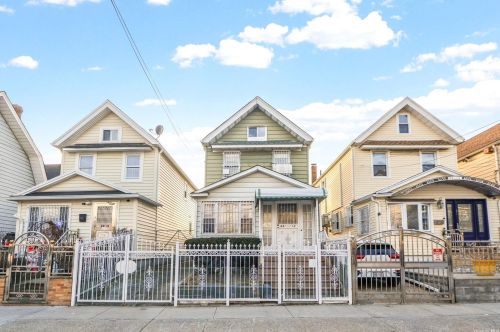 89-14 178th St, Jamaica, NY 11432-4637