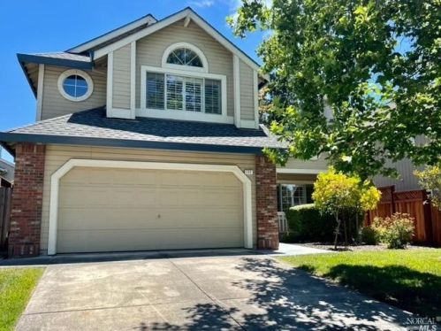 132 Creek Way, Santa Rosa, CA 95403-8080