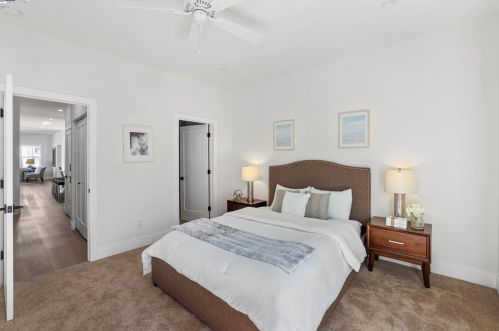 841 58th St, Oakland CA  94608-1403 exterior
