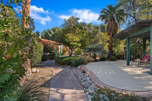 67658 Club House Dr, Desert Hot Springs CA  92241-7425 exterior