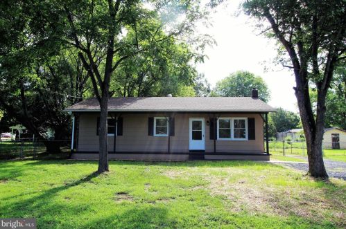 1 Old Barn Rd, Richmond National Battlefiel VA  22835-9008 exterior