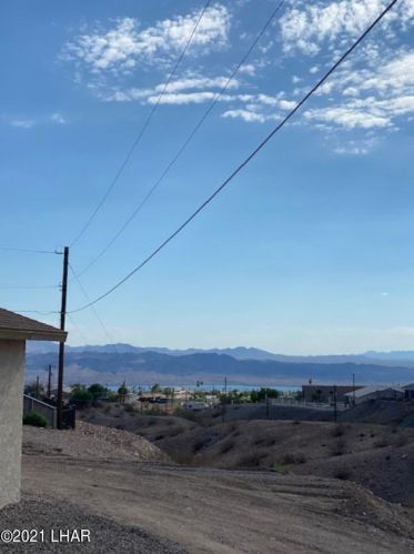 3459 Wallingford Dr, Lake Havasu City, AZ 86406-7860