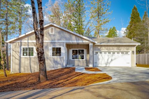 351 Hill St, Grass Valley, CA 95945-6314