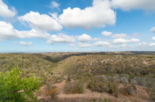 11278 Caminito Aclara, San Diego CA  92126-6101 exterior