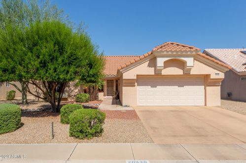20426 133rd Dr, Sun City, AZ 85375-3836