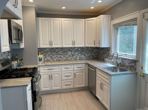161 Hillcrest Rd, Mount Vernon NY  10552-1510 exterior