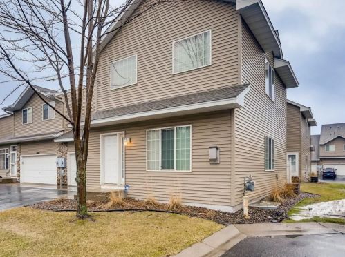 12862 Drake Cir, Minneapolis, MN 55448-1533