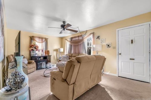234 Pilgrim Pl, Bridgeport CT  06610-1340 exterior