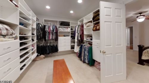 434 Buckhorn Dr, Belvidere NJ  07823-2707 exterior