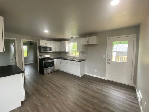 4968 Ball Park Rd, Little Suamico, WI 54141-8951