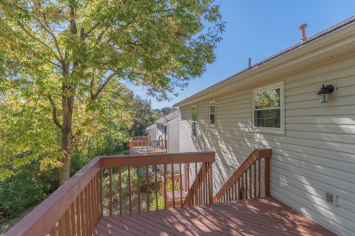 458 Ripple Crk Dr, Covington KY 41018-2694 exterior