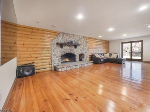 1994 Macopin Rd, West Milford NJ  07480-1932 exterior