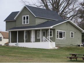 123 Berlin St, Neshkoro, WI 54960-9724
