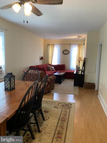 74 Evans St, Pottstown PA 19464-5547 exterior