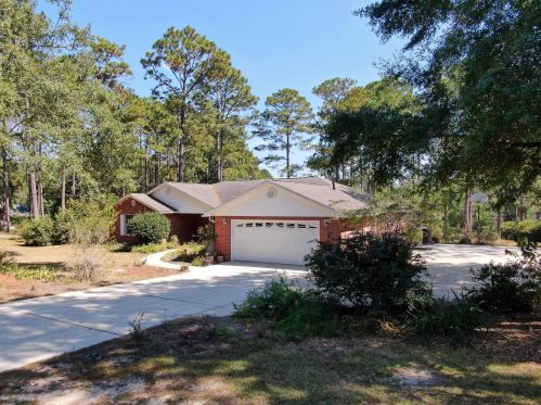 283 Lakeside Dr, Defuniak Springs, FL 32435-3446