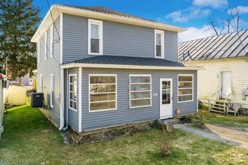 6631 Outville Rd, Pataskala, OH 43062-9493