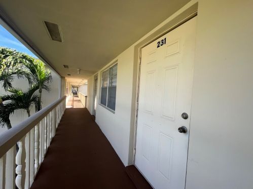 231 Coventry J, West Palm Beach, FL 33417-6777