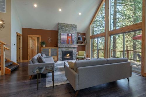 11639 Rocky Ln, Truckee CA  96161-4933 exterior