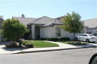 2963 Emerald Ave, Fresno, CA 93720-5426