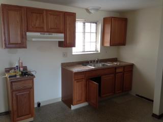 125 Belmont Ave, Springfield MA  01108-1668 exterior