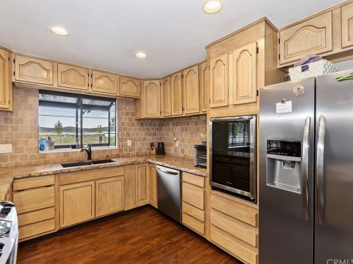 1556 Shay Rd, Big Bear City CA  92314-9180 exterior